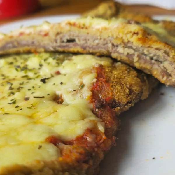 Milanesa napolitana con queso